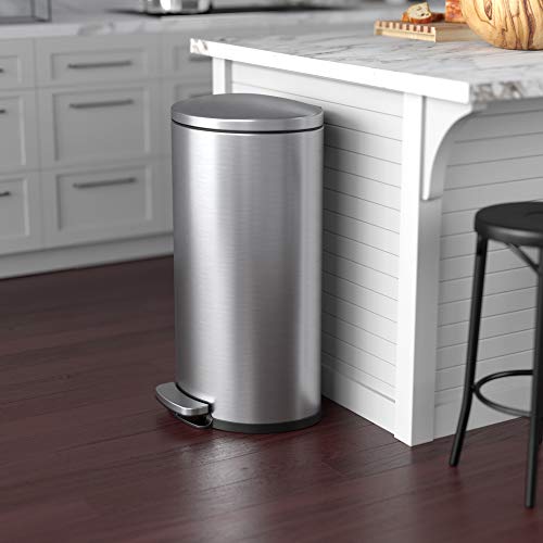 4.2 Gallon Plastic Slim Garbage Bin with Handles I24848